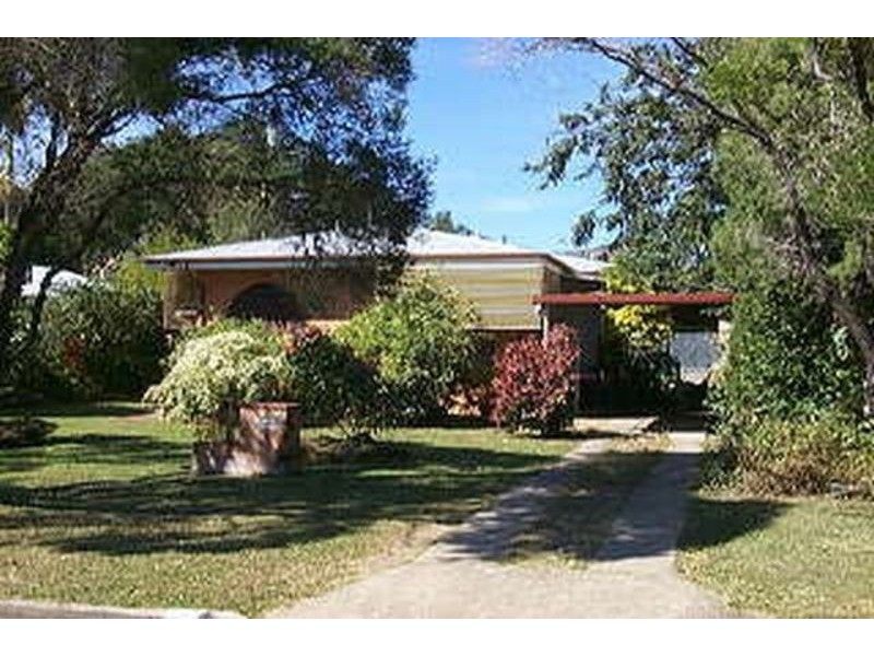 18 Garner Road, Kirwan QLD 4817