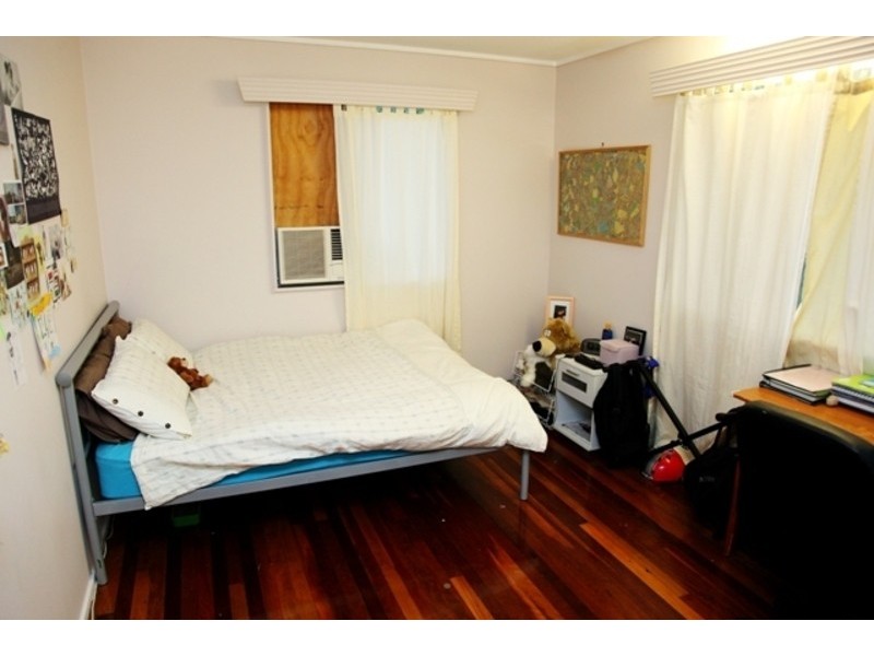 11 Tarragona Street, Kirwan QLD 4817