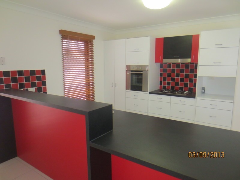 * Woodhen Court (Kalynda Chase), Bohle Plains QLD 4817