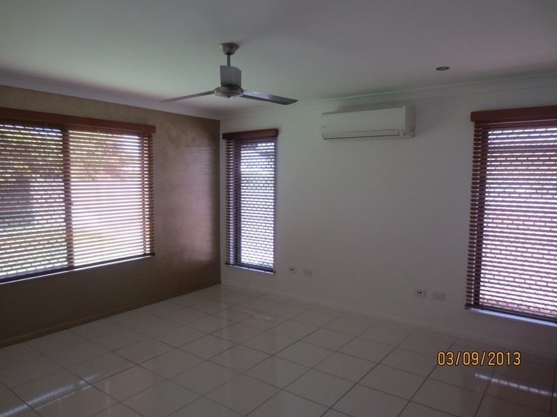 * Woodhen Court (Kalynda Chase), Bohle Plains QLD 4817