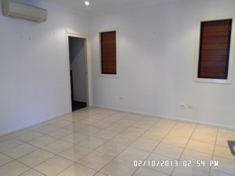 1 Teak Place, Douglas QLD 4814