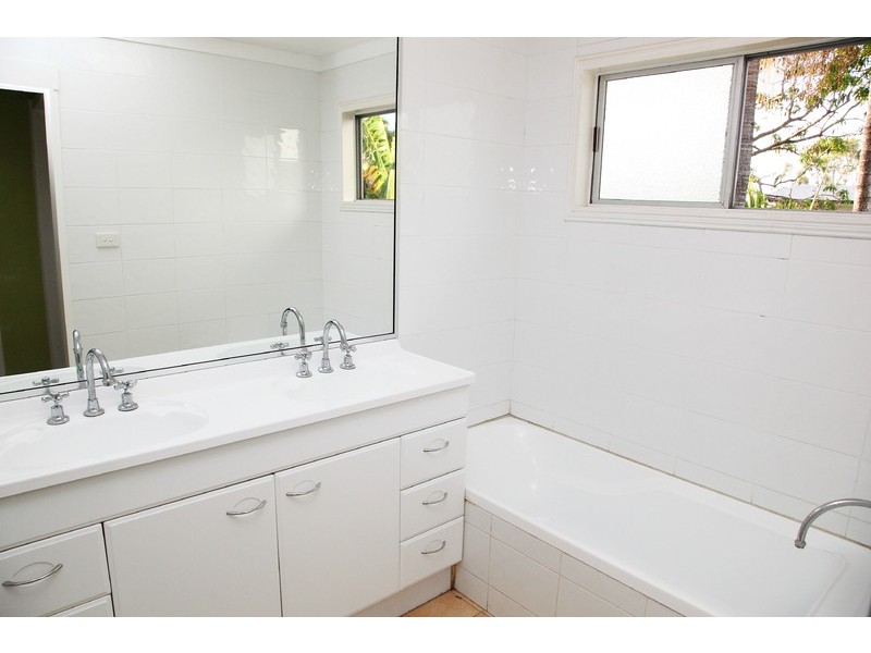 72 Mount Louisa Drive, Mount Louisa QLD 4814