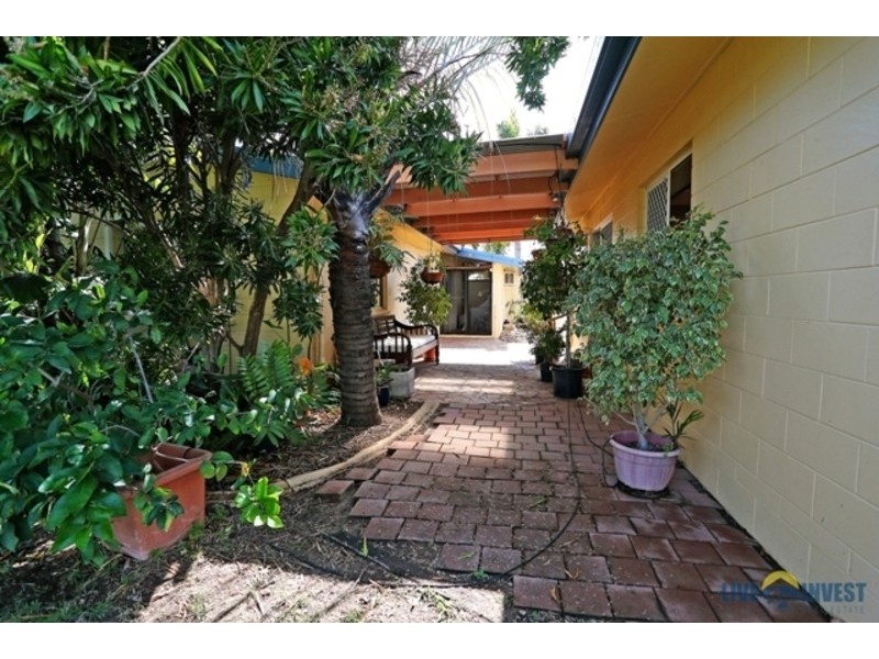 4 Mutch Court, Mount Louisa QLD 4814