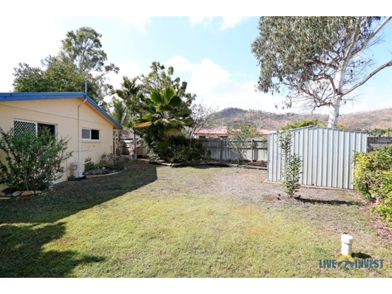 4 Mutch Court, Mount Louisa QLD 4814