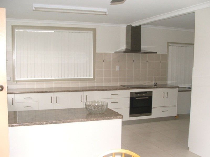 13 Tilanus Street, Heatley QLD 4814