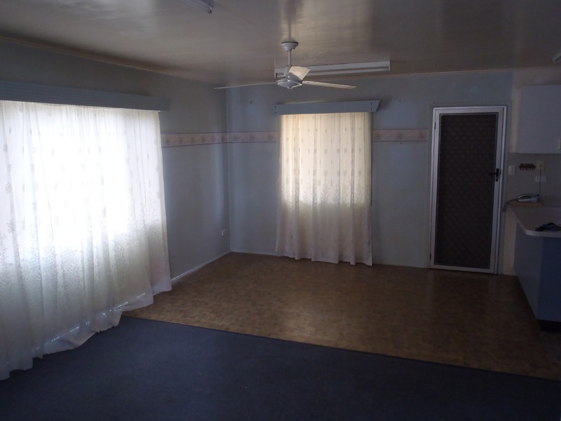 448 Ross River Road, Cranbrook QLD 4814