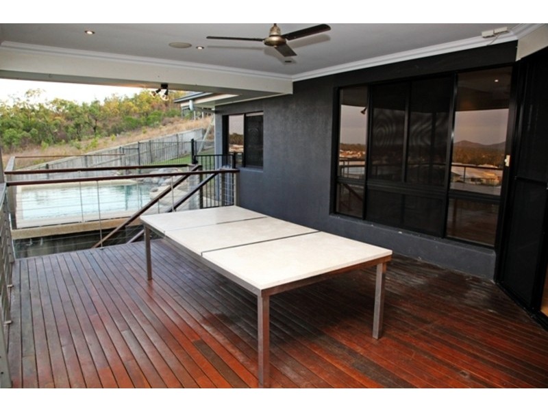 39 Goicoechea Drive, Bushland Beach QLD 4818