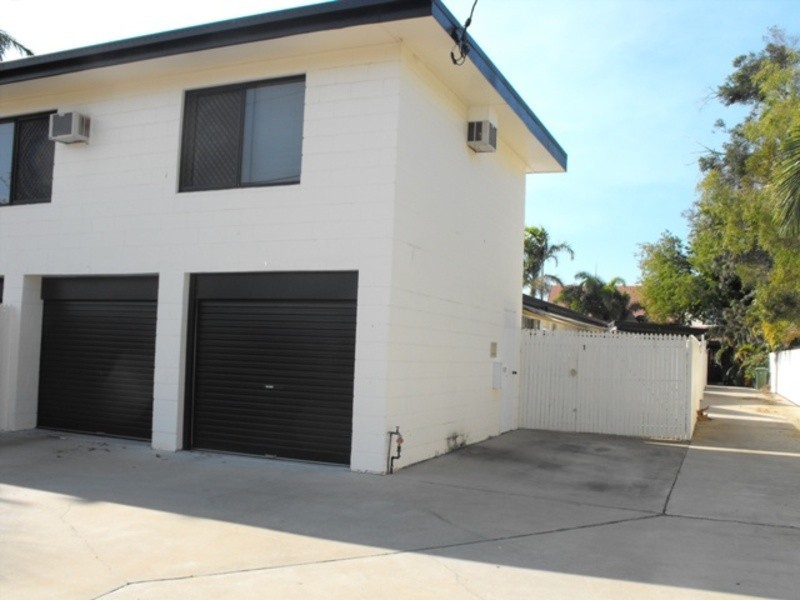 2/13 Granville Street, Pimlico QLD 4812