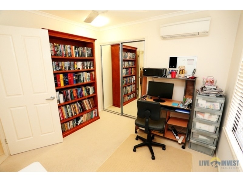 10 Mannikin Way (Kalynda Chase), Bohle Plains QLD 4817