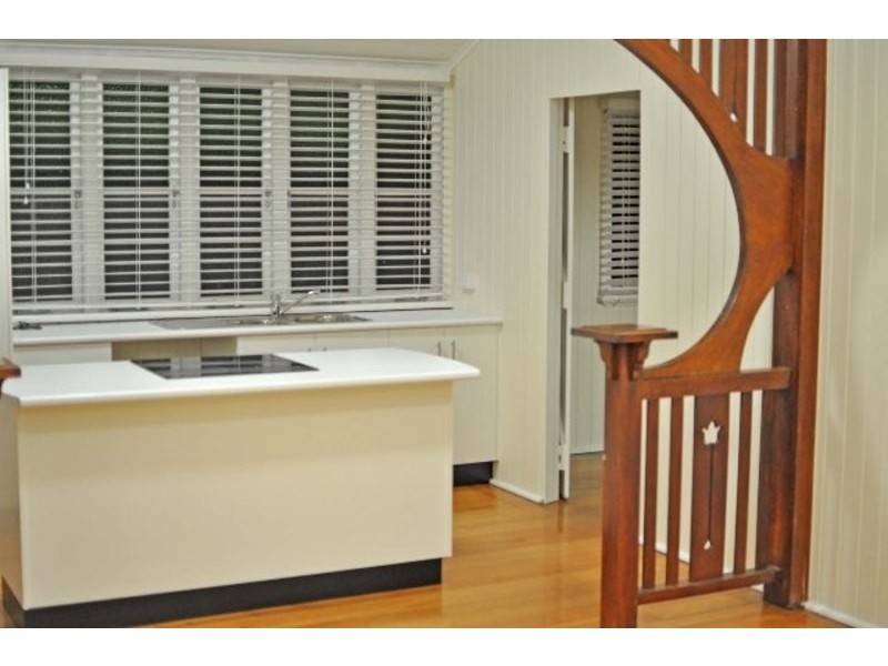 63 Tenth Avenue, Railway Estate QLD 4810