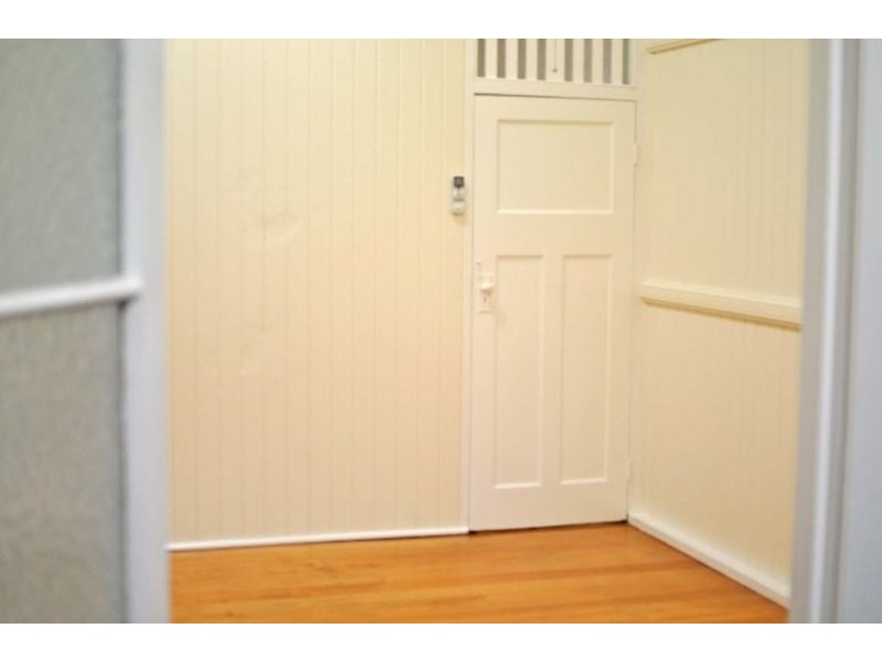 63 Tenth Avenue, Railway Estate QLD 4810