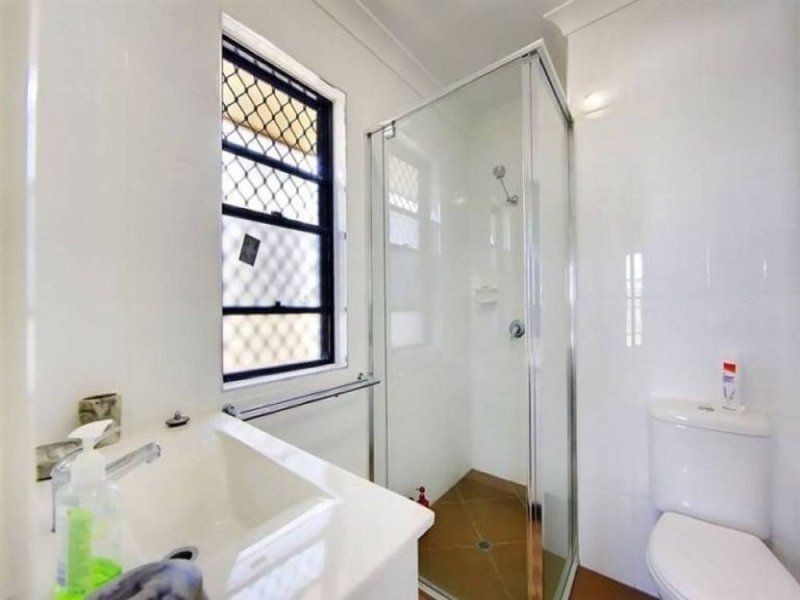 63 Iona Avenue, Burdell QLD 4818