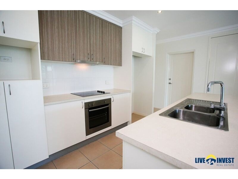 6  Nikao Street, North Shore, Burdell QLD 4818