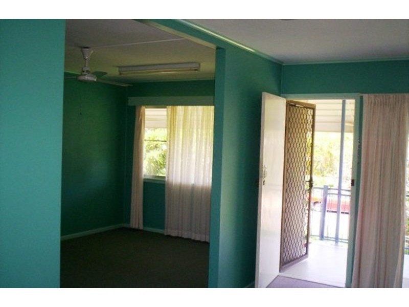 4 Kiwi Street, Condon QLD 4815