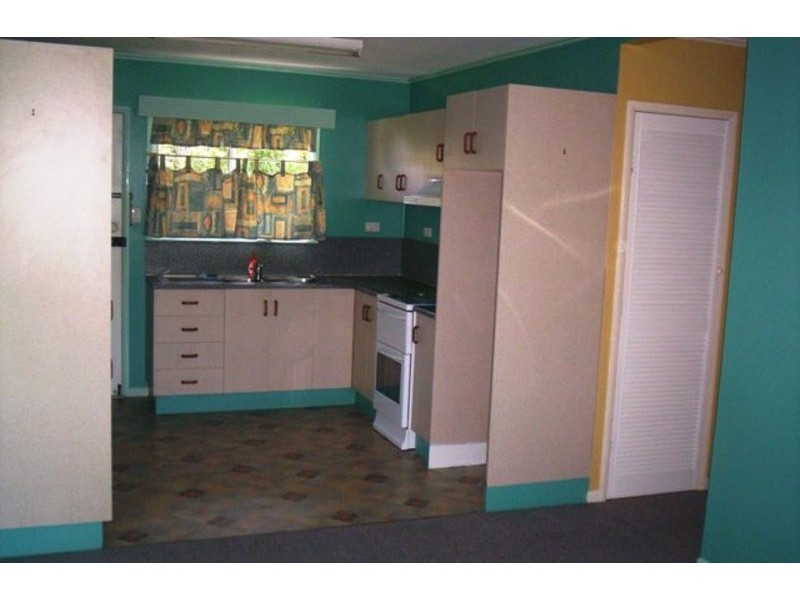 4 Kiwi Street, Condon QLD 4815