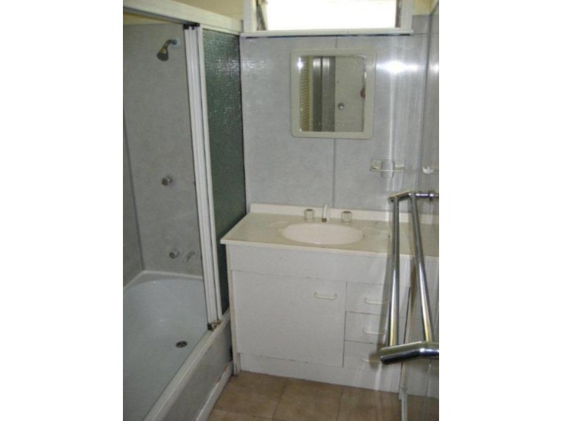 4 Kiwi Street, Condon QLD 4815