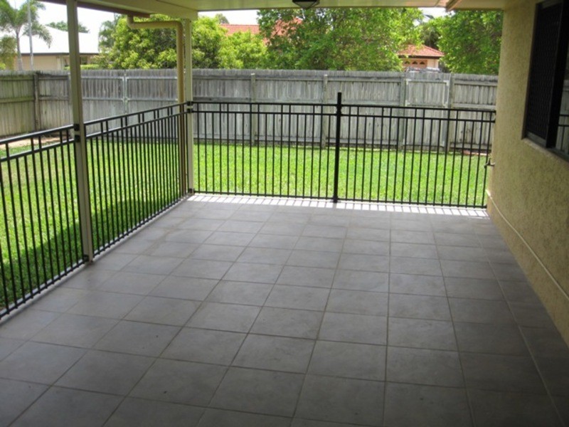 13 Lakewood Drive, Idalia QLD 4811