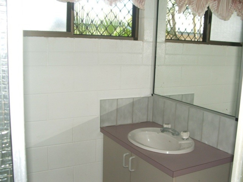 64 Allambie Lane, Kelso QLD 4815