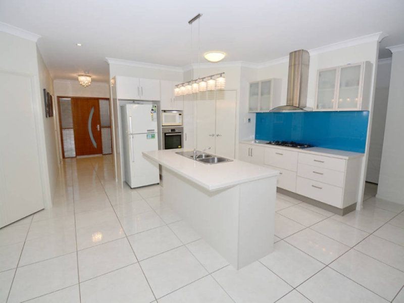 10 Britomart Street, Bushland Beach QLD 4818