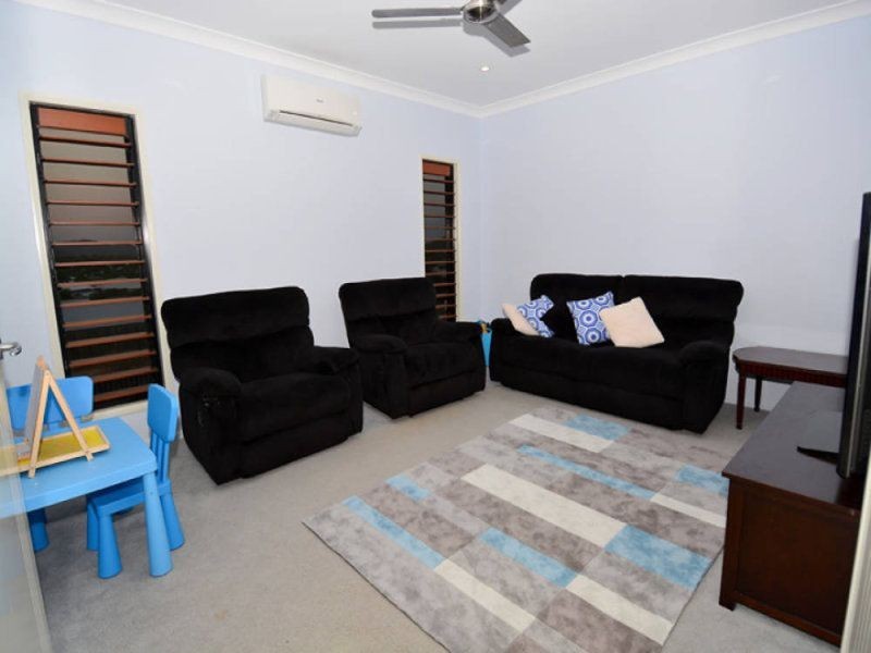 10 Britomart Street, Bushland Beach QLD 4818