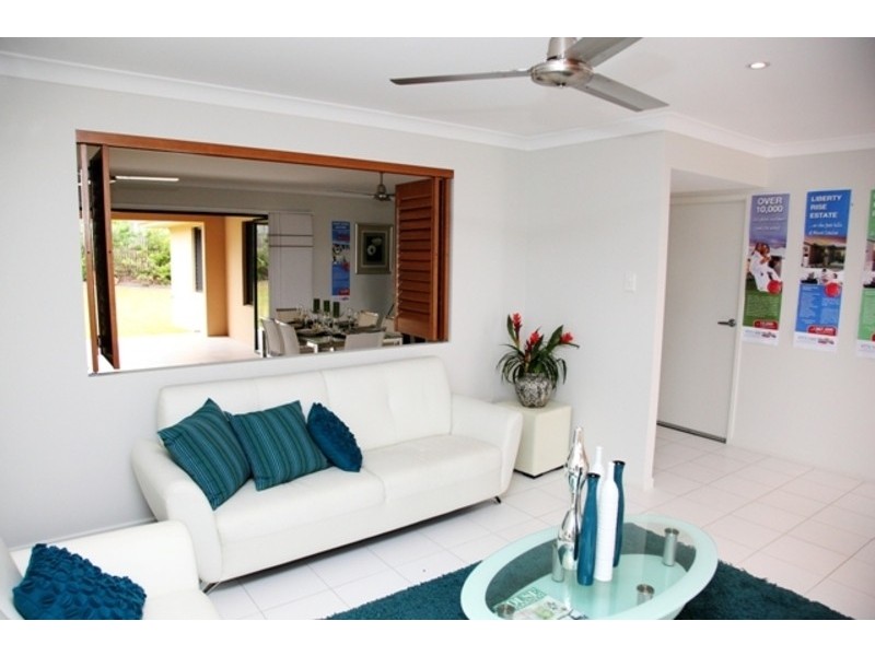 3 Franklin Drive, Mount Louisa QLD 4814