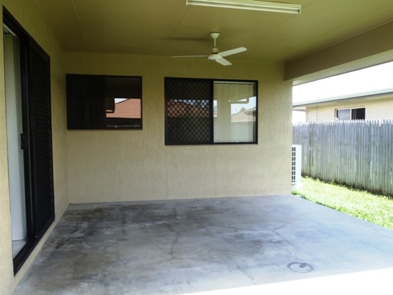 10 Pinnata Place, Kirwan QLD 4817