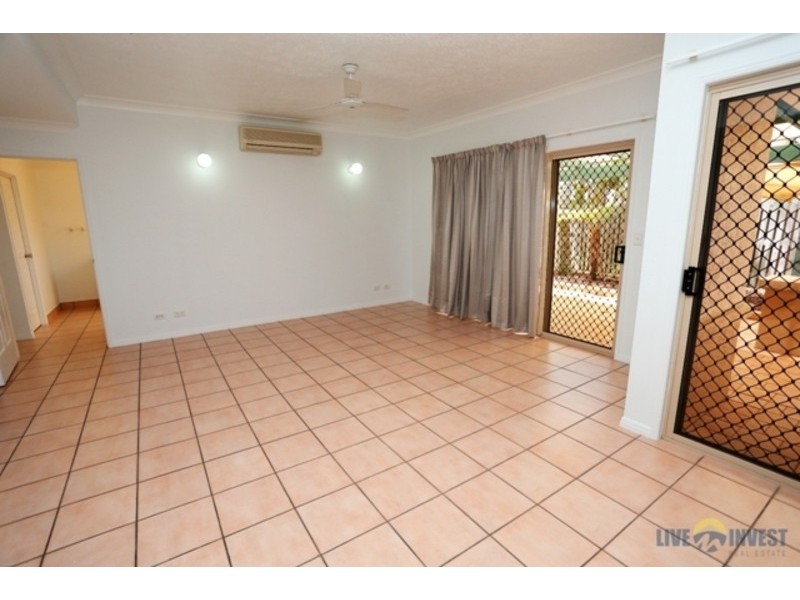West End QLD 4810