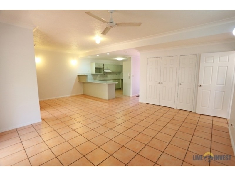 West End QLD 4810