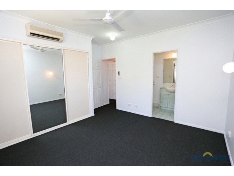 West End QLD 4810
