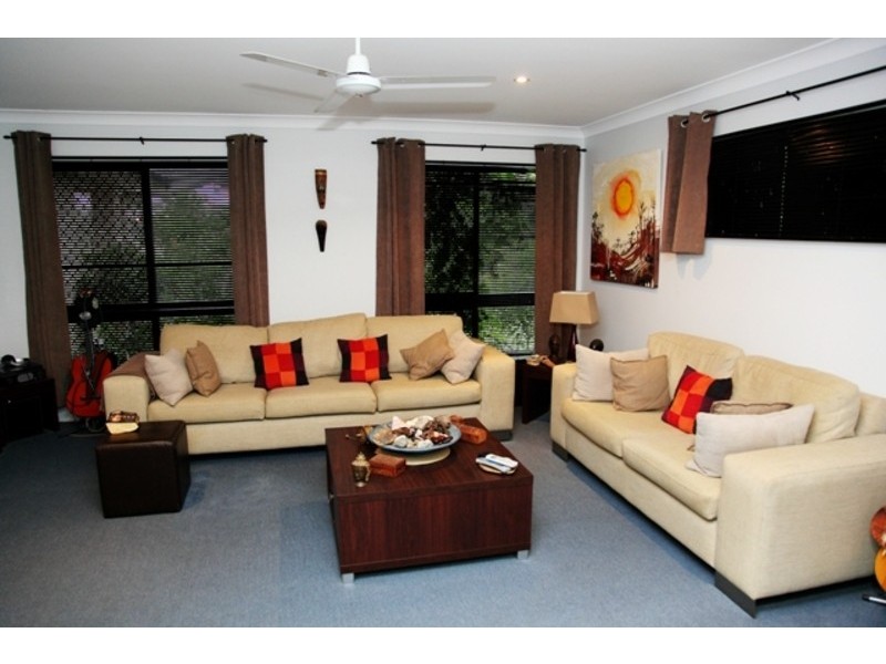 1 Brinkley Court, Mount Louisa QLD 4814