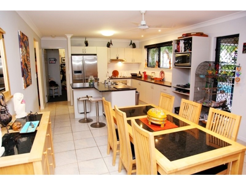 1 Brinkley Court, Mount Louisa QLD 4814