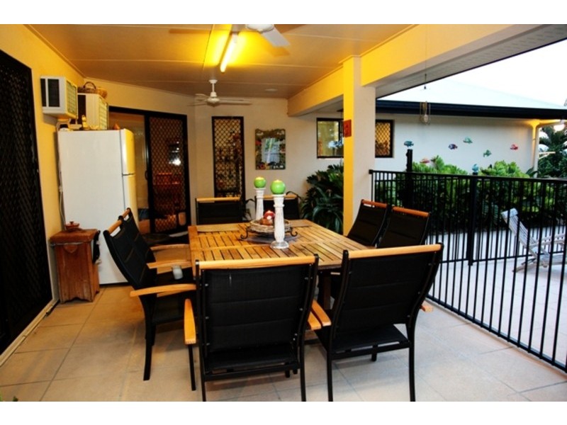 1 Brinkley Court, Mount Louisa QLD 4814