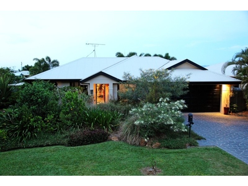 1 Brinkley Court, Mount Louisa QLD 4814