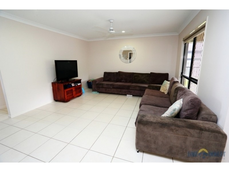 24 Stoneville Circuit, Mount Louisa QLD 4814