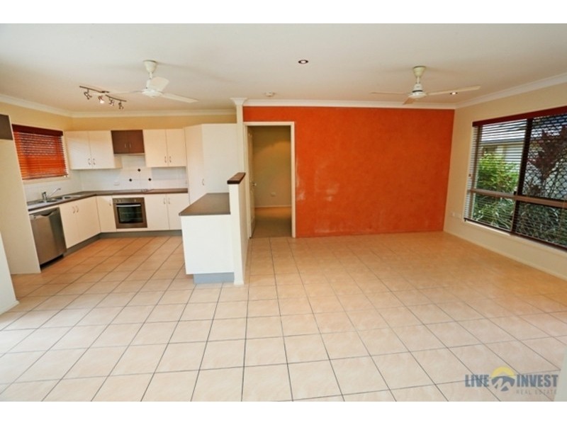 11/10 Renecol Avenue, Rasmussen QLD 4815