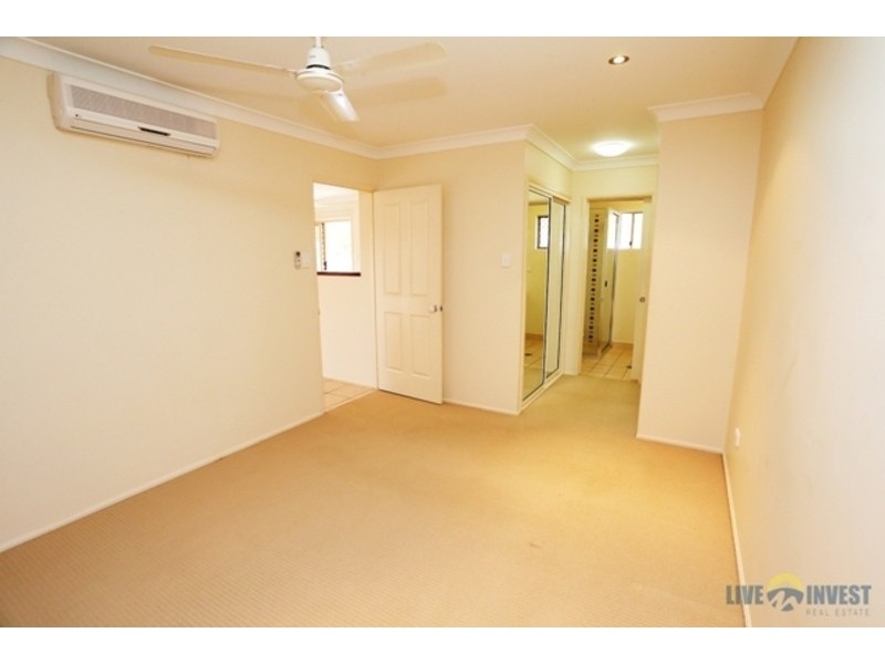 11/10 Renecol Avenue, Rasmussen QLD 4815