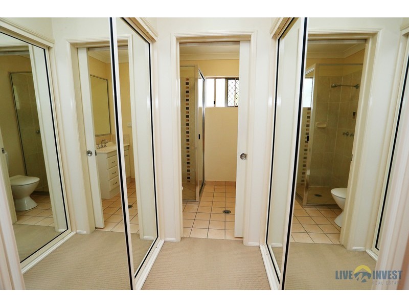 11/10 Renecol Avenue, Rasmussen QLD 4815