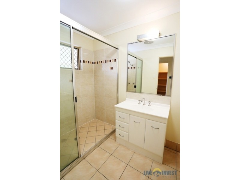 11/10 Renecol Avenue, Rasmussen QLD 4815