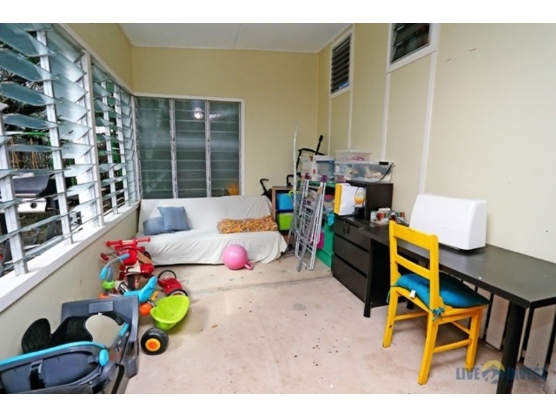 33 Norris Street, Hermit Park QLD 4812