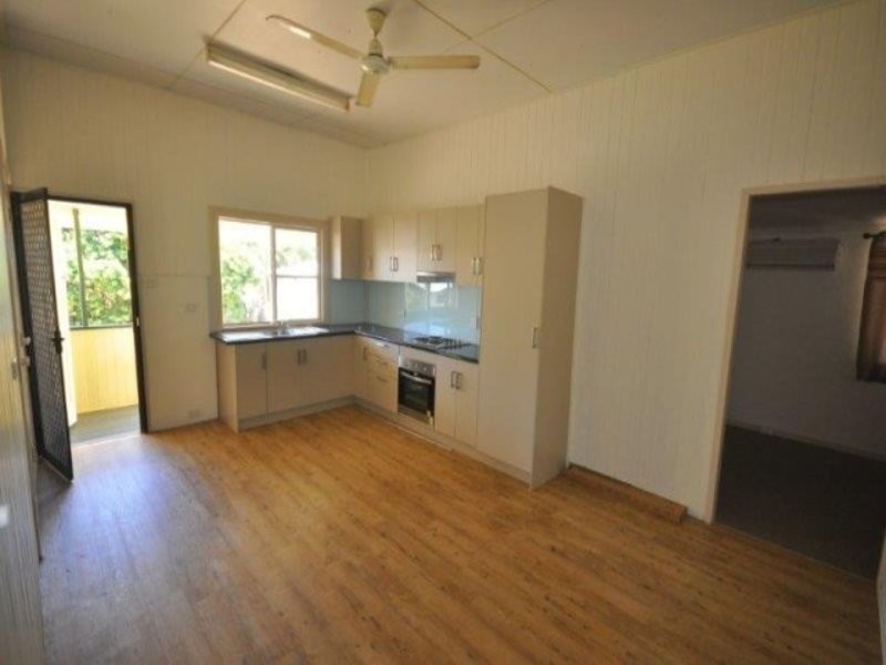 9 Rutledge Street, Ingham QLD 4850