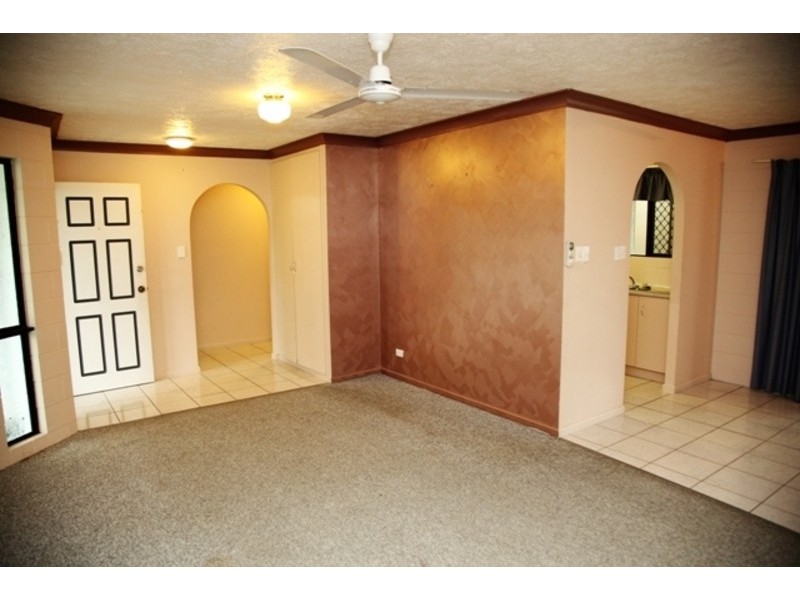 23 Amber Avenue, Rasmussen QLD 4815