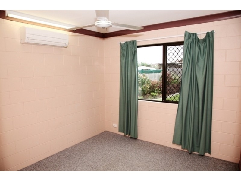 23 Amber Avenue, Rasmussen QLD 4815