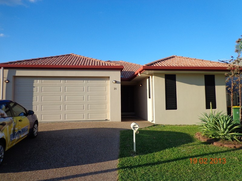 21 Sheerwater Parade, Douglas QLD 4814