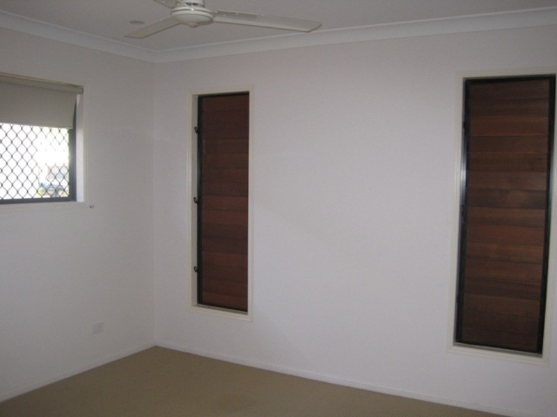 21 Sheerwater Parade, Douglas QLD 4814