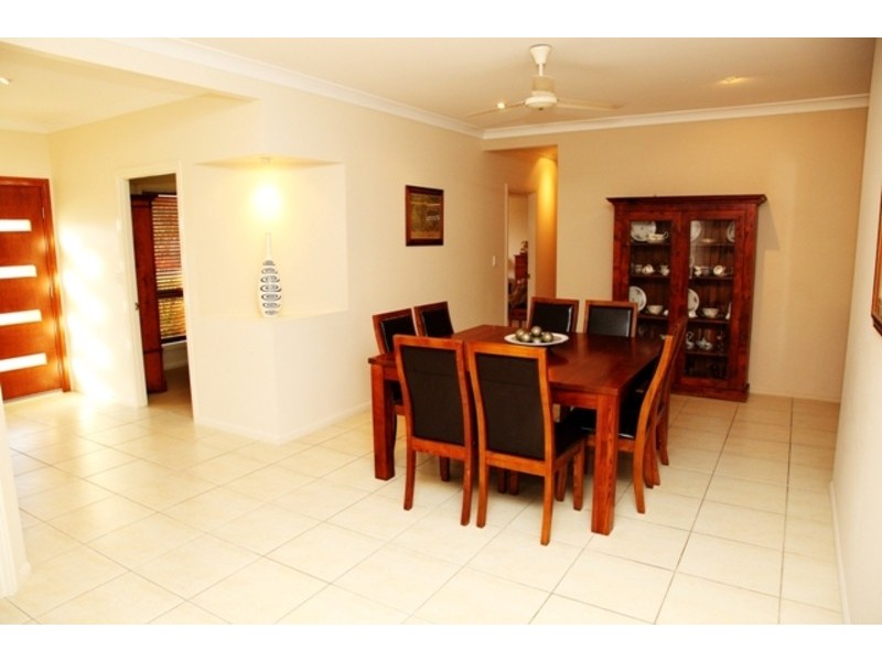 17 Trembath Crescent, Kirwan QLD 4817