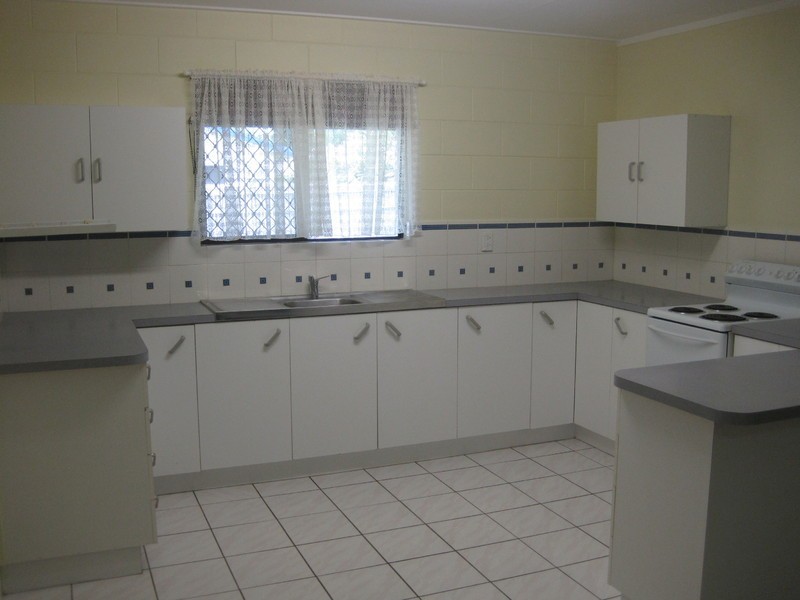 29 Rayleigh Street, Wulguru QLD 4811