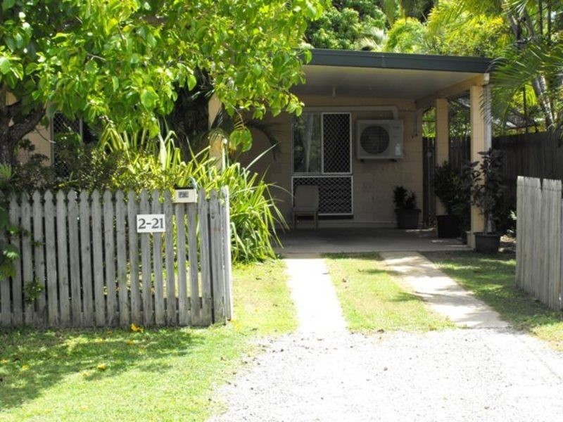 1 & 2/21 Hopkins Street, Currajong QLD 4812