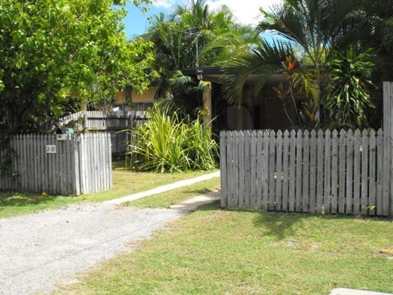 1 & 2/21 Hopkins Street, Currajong QLD 4812