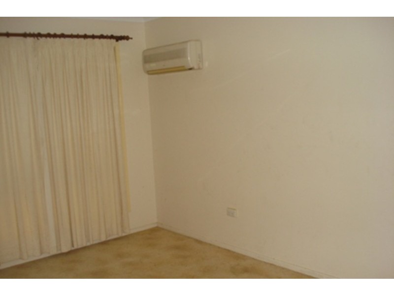 12 Bernborough Court, Kelso QLD 4815