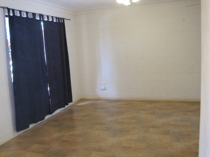 4 Goldfinch Court, Condon QLD 4815